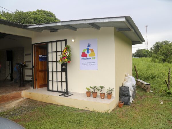 Inauguración Infoplaza Ejemplo